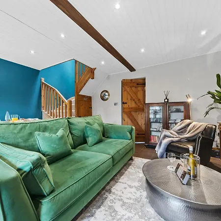 The بيت للعطل